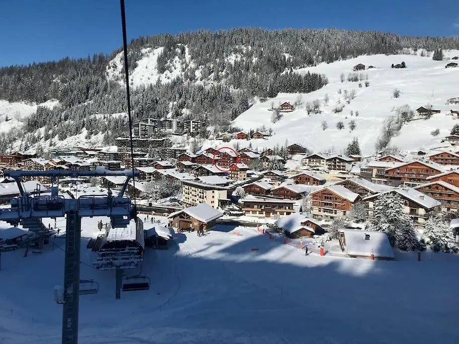 Appartement Cosy Avec Terrasse Sud - Proche Village La Clusaz 0*,