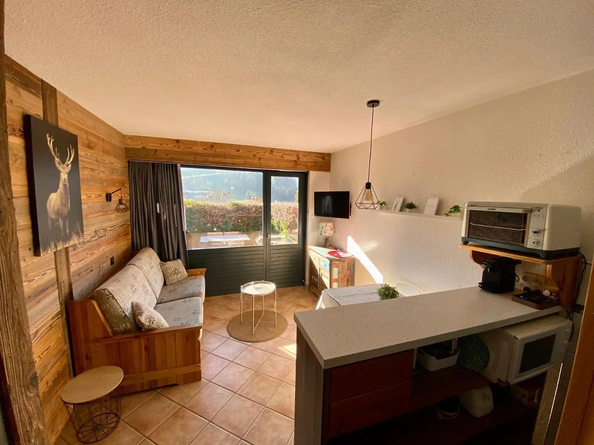 Appartement Cosy Avec Terrasse Sud - Proche Village La Clusaz Apartamento