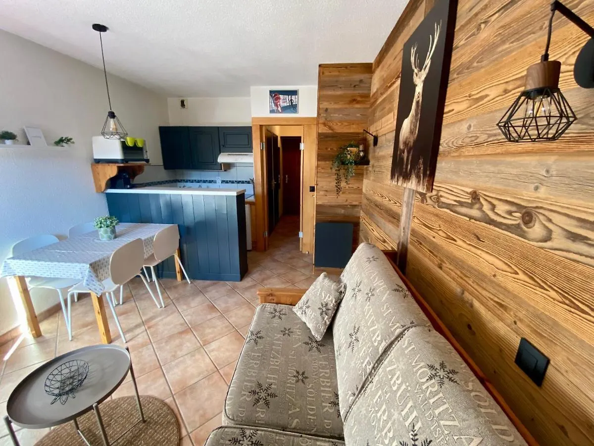Appartement Cosy Avec Terrasse Sud - Proche Village La Clusaz 0*,  Francia